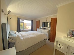 Photo 18- click for photo gallery